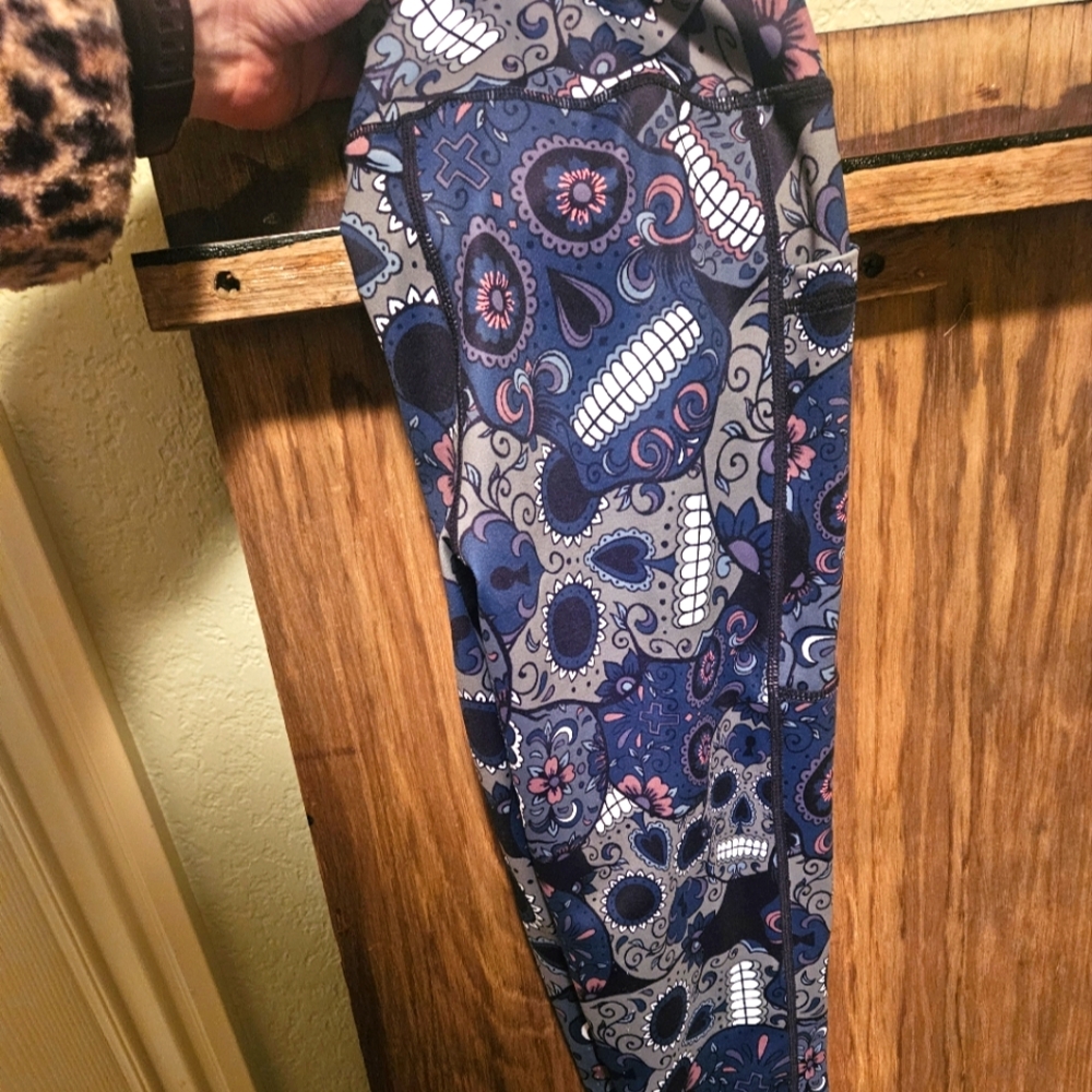 CVG Constantly Varied Gear Blue and Gray Skull Pattern Leggings